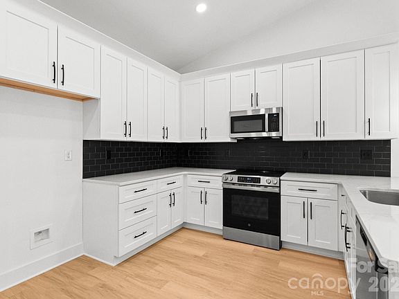 5th image of 1909 Rucker Rd