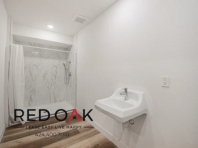 2837 San Marino St #204 — Photo 6