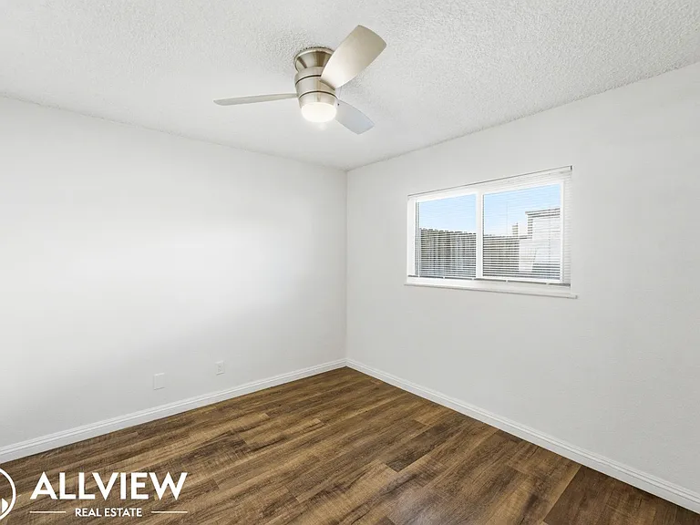 3410 West Olinda Lane — Photo 11
