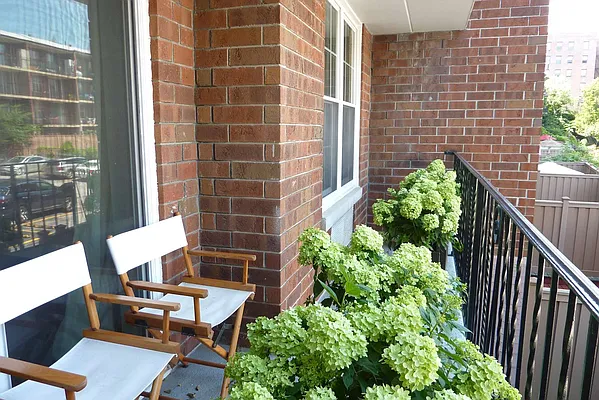 Sold by REMAX Elite | media 29