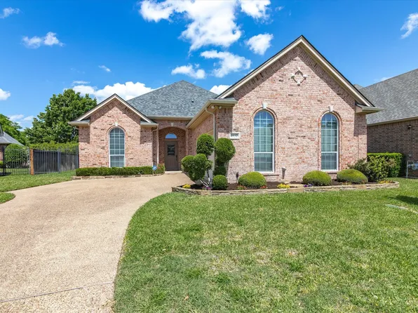 1032 Gabriel Ln, Fort Worth, TX 76116