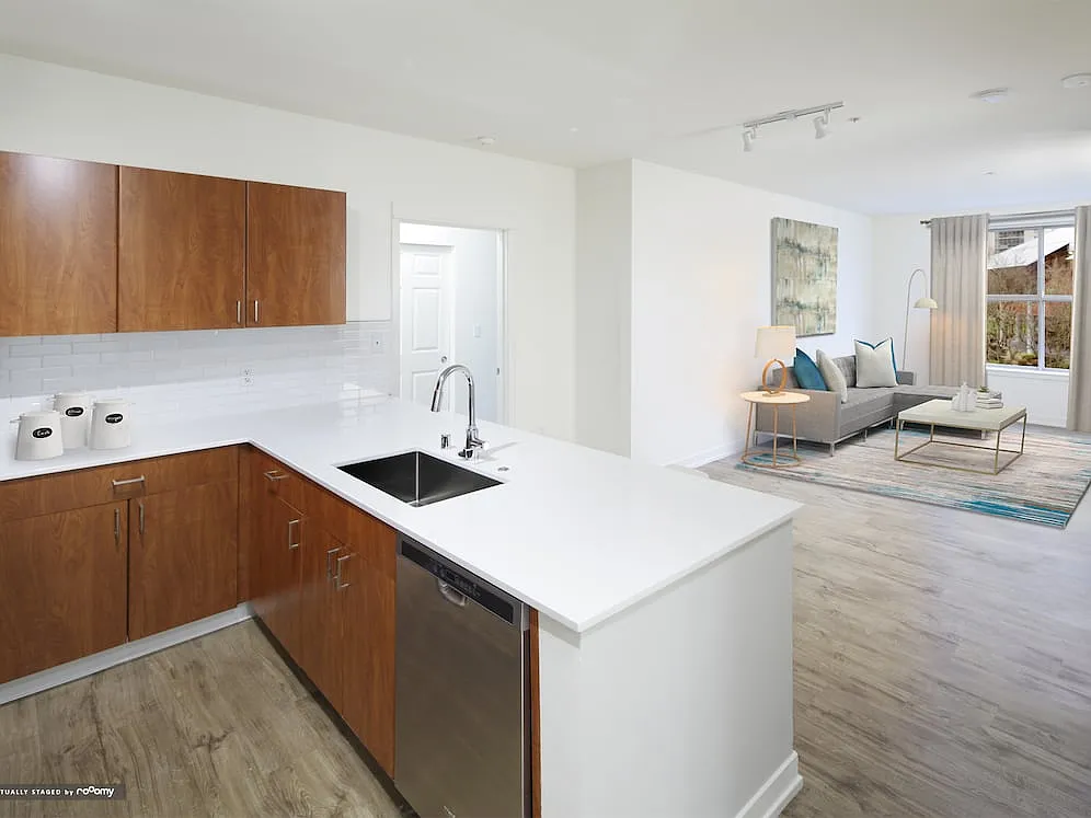 Avalon Bellevue — Photo 2