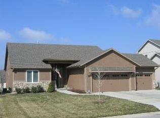 7112 Aminda St, Shawnee, KS 66227