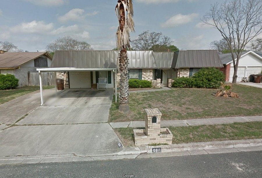 1st image of 6811 Lake Glen St