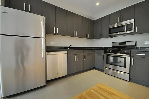 Rented by Keller Williams NYC | media 27