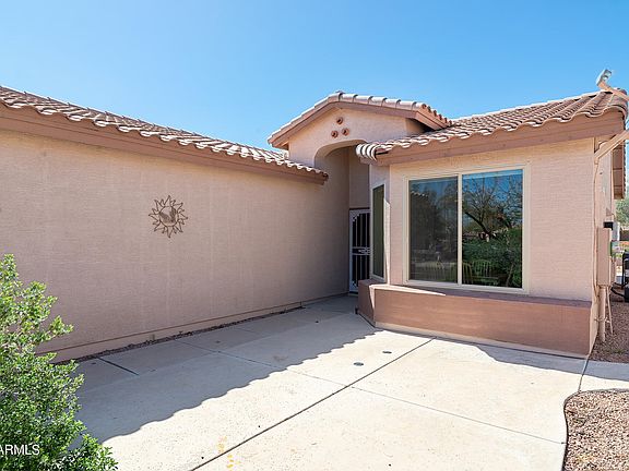 3rd image of 6212 S CASSIA Drive