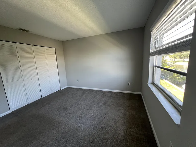 639 SE 13th Ave #120 — Photo 31