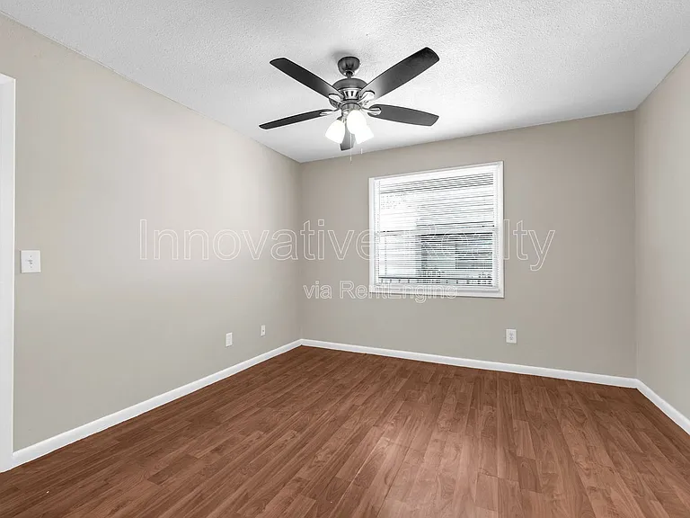 5111 Curry Ford Rd #4 — Photo 10