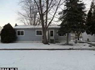 28555 Leroy St, Romulus, MI 48174