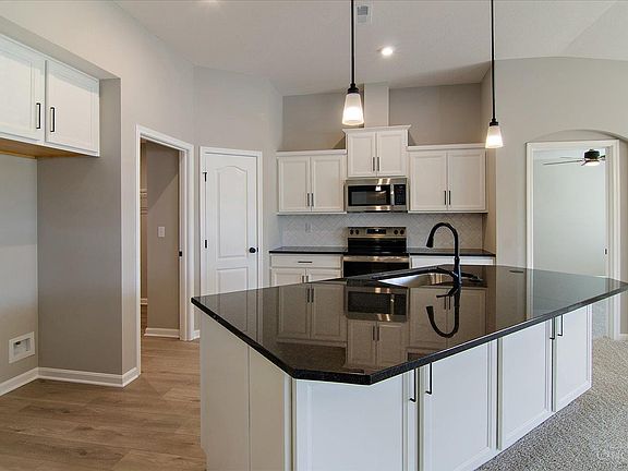 2nd image of 527 Tradition Rdg #81304