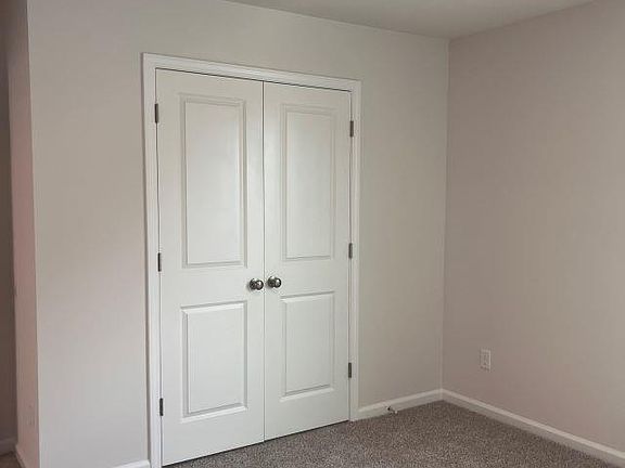 5th image of 4036 Half Mast Loop