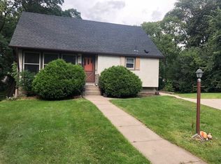 2719 8th Ave E, North St Paul, MN 55109