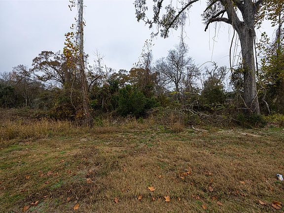 2nd image of 1 20th St