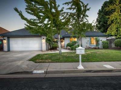 10654 N Coronado Cir, Fresno, CA, 93730