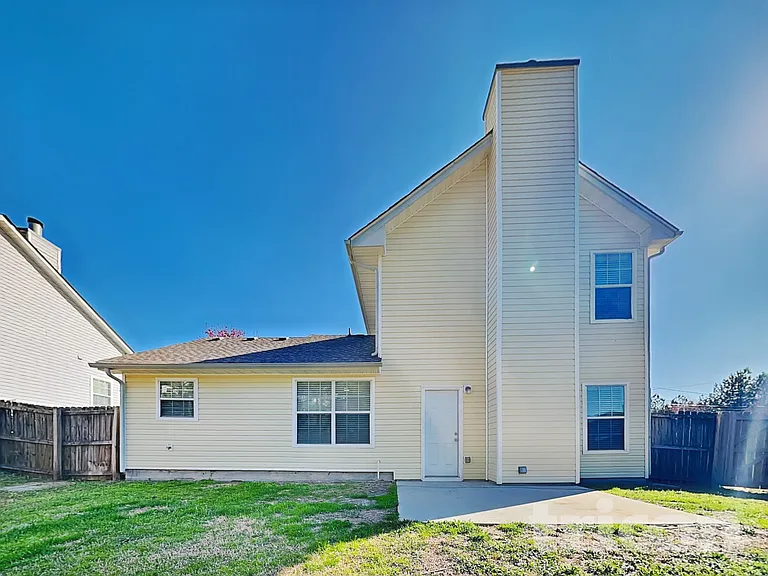 2135 Mulberry Ln — Photo 15