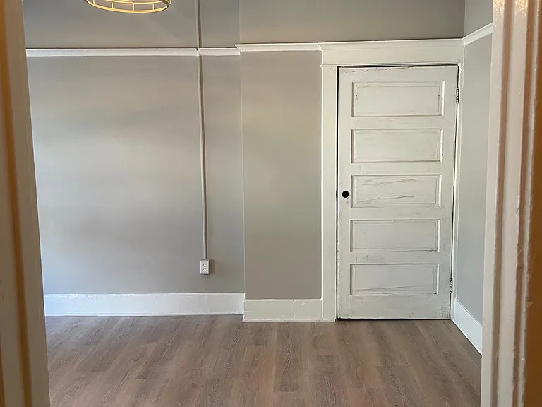 3401 N Mission Rd — Photo 10
