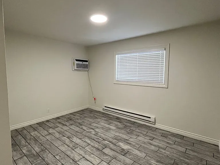 212 Hanby Ave — Photo 10