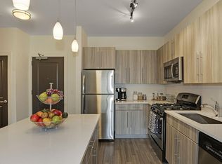 1 Cedar Ln #A, Englewood, NJ 07631