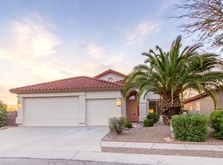 7810 S Trumpet Vine Ave, Tucson, AZ 85747