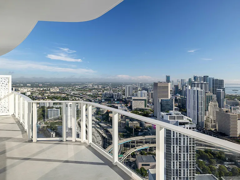 Flow Brickell — Photo 30