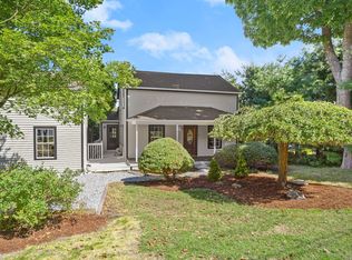 19 Meadow St, Shelton, CT 06484