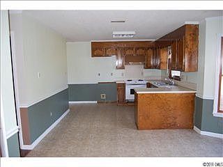 5th image of 1386 Abbey Place Dr