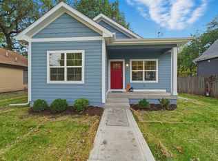 914 Douglas Ave, Des Moines, IA 50313