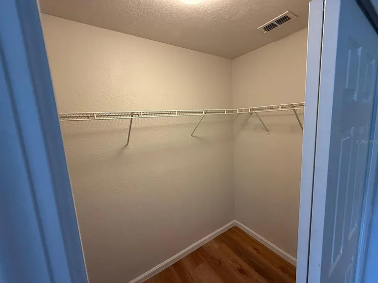933 Enclair St — Photo 33