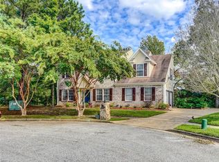 4 Compass Ct, Portsmouth, VA 23703