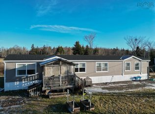 6869 Highway 2, Portapique, NS B0M 1B0