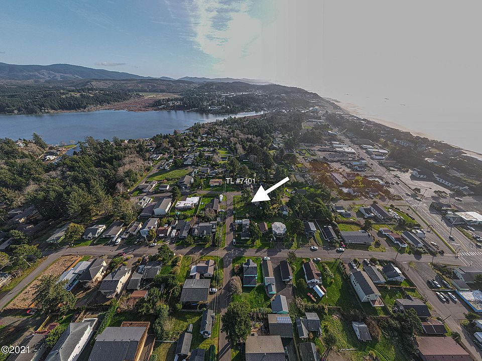 1st image of 1200 NE Mast Ave