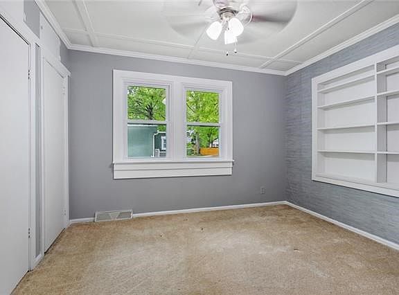 4th image of 43 Emerald Shore Dr