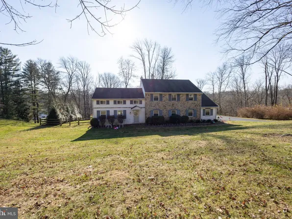 14 Mulberry Rd, Glen Mills, PA 19342