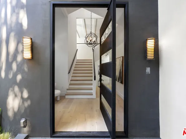 4148 Sunswept Dr, Studio City, CA 91604