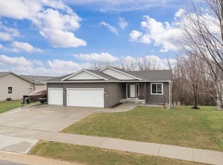 3852 Winesap Dr NW, Rochester, MN 55901