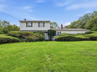124 E Woodside Avenue, Patchogue, NY 11772