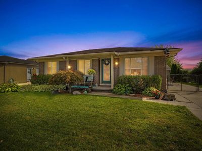 17684 Kuecken St, Clinton Township, MI, 48038