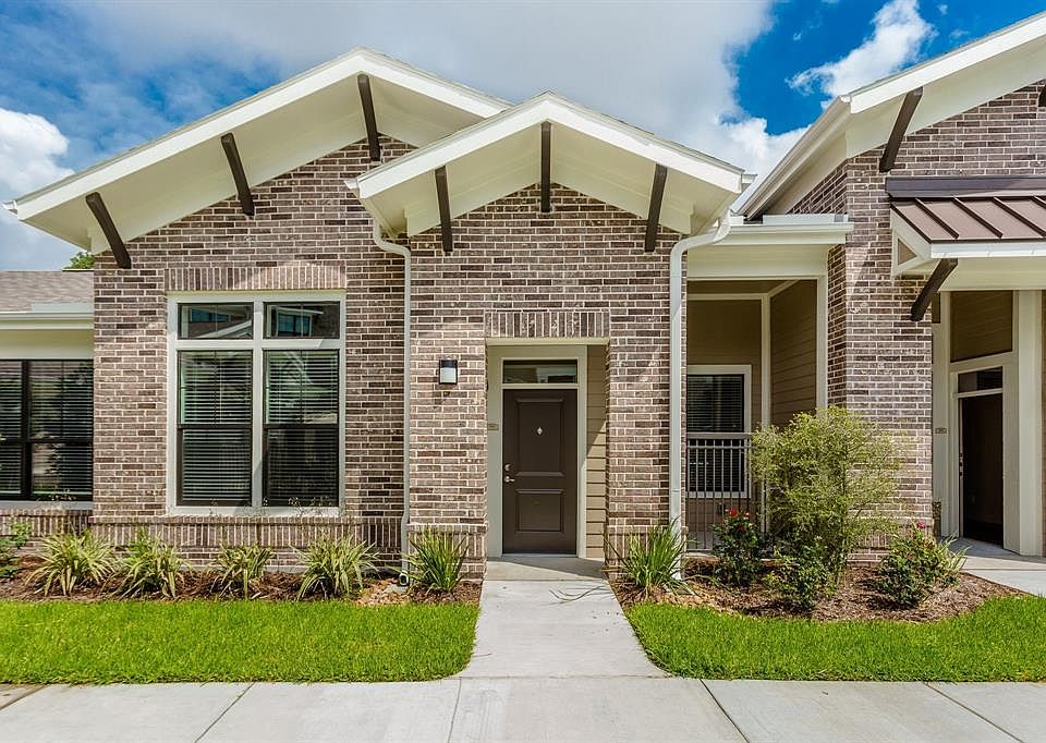 1st image of 18021-10821 Eagle Springs Pkwy #B1