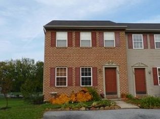 138 Foxchase Dr, Elizabethtown, PA 17022