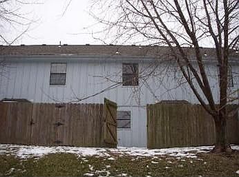 2nd image of 501 NE Brookwood Cir APT B