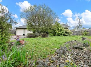 943 Saville Ave, Eugene, OR 97404