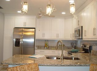 5618 Foxlake Dr, North Fort Myers, FL 33917