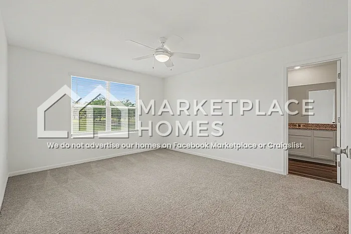 11890 Sylvia St — Photo 15