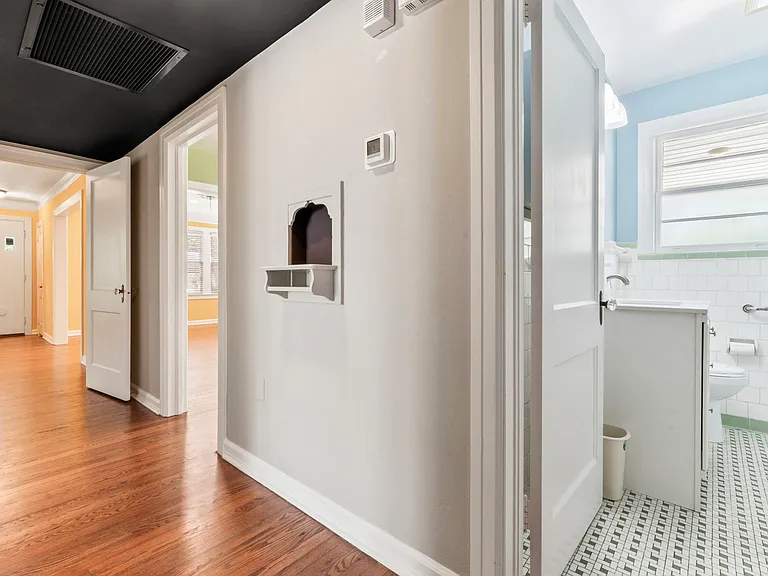 1326 Pinetree Rd — Photo 17
