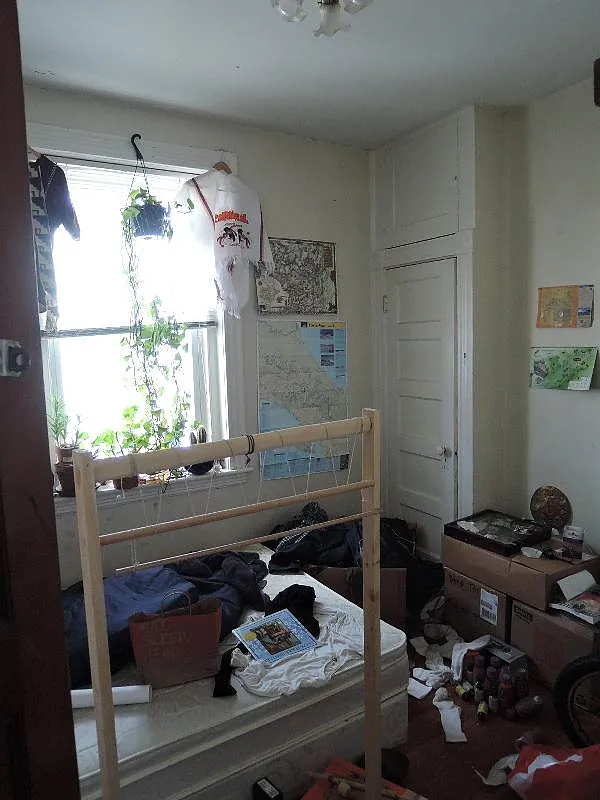 4 bed, 9999 sqft, $3,700 — Photo 2