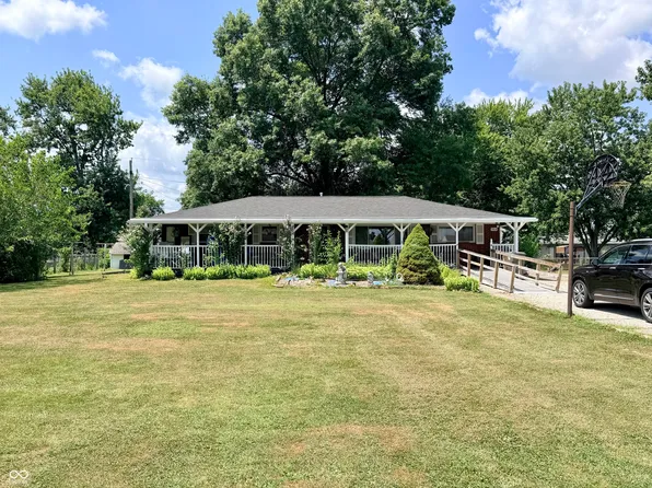 7414 Trotter Rd, Camby, IN 46113