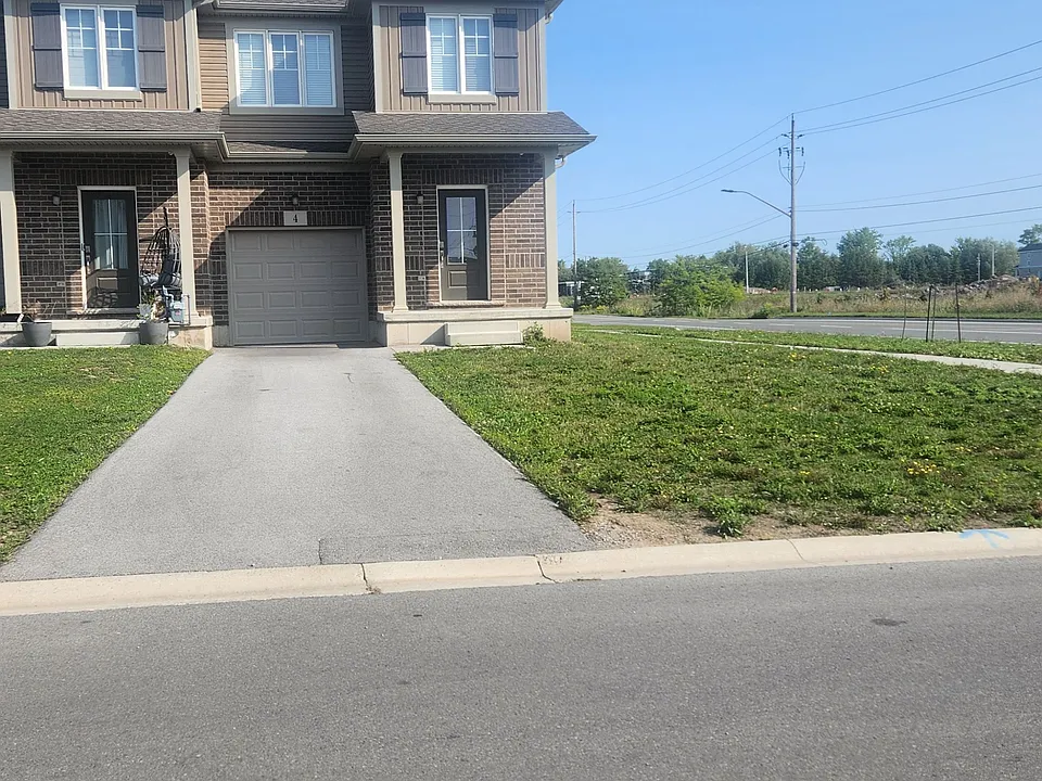 4 Sycamore St