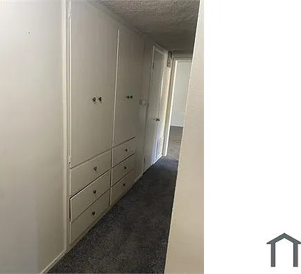 3759 Lockland Dr #4 — Photo 5