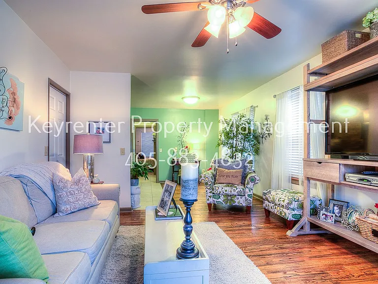 1308 NW 16th St — Photo 15