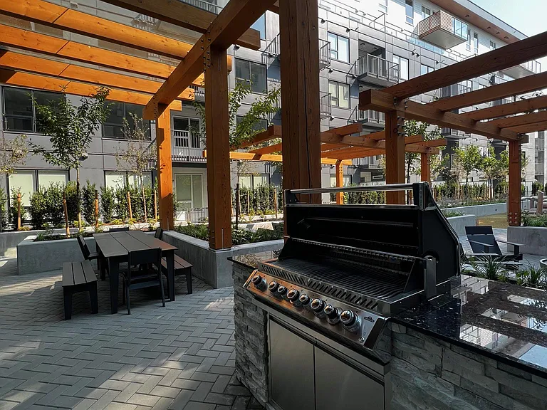 645 Como Lake Ave #204 — Photo 33